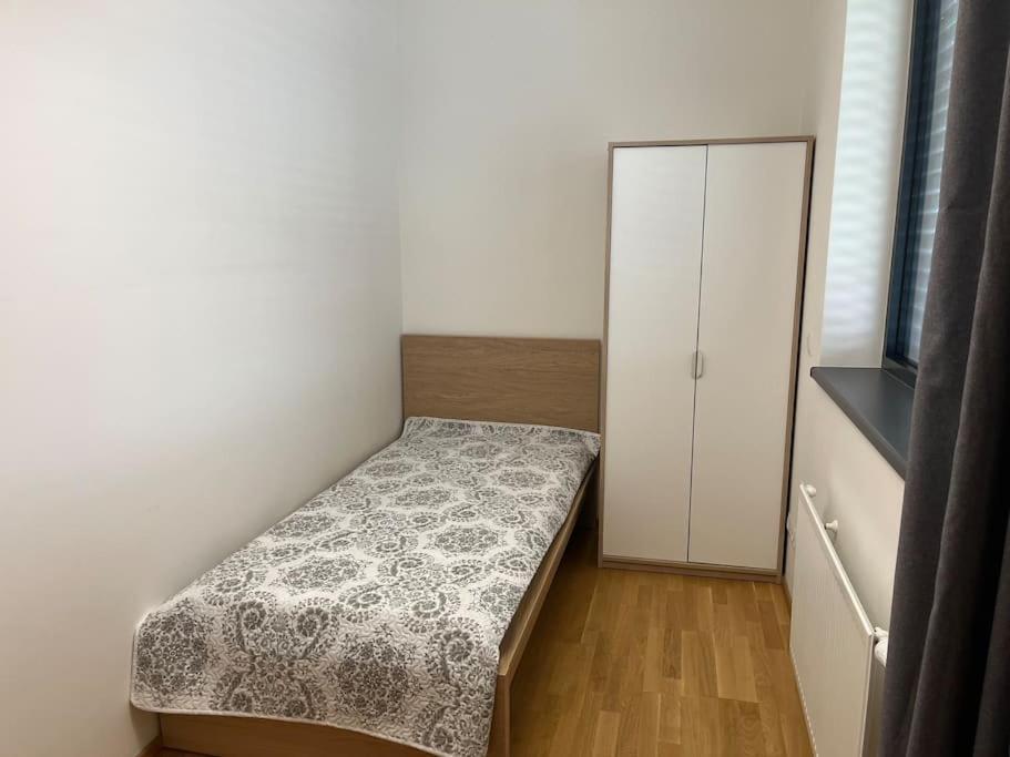 Apartman Holesovice,Balkon,Garaz Praga Exterior foto